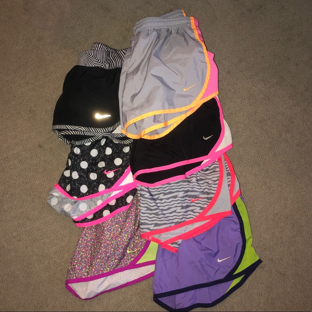 7 pairs of girls nike shorts